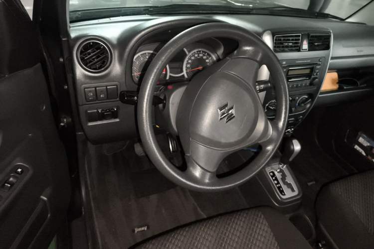 Used Suzuki Jimny 2015 1.3 AT JLX Steering Wheel