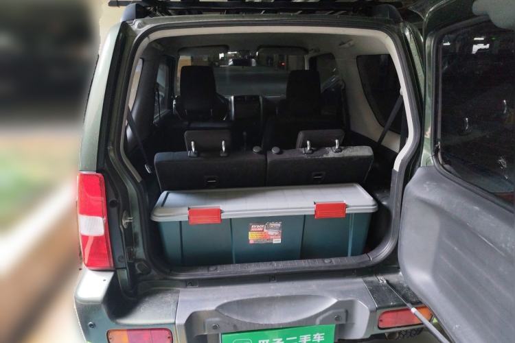 Used Suzuki Jimny 2015 1.3 AT JLX Trunk
