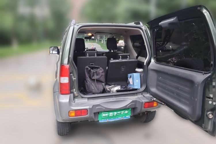 Used Suzuki Jimny 2015 1.3 AT Mode3 Navigation Edition Trunk