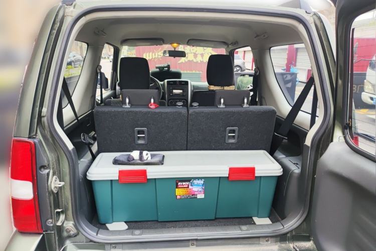 Used Suzuki Jimny 2015 1.3 AT JLX Trunk