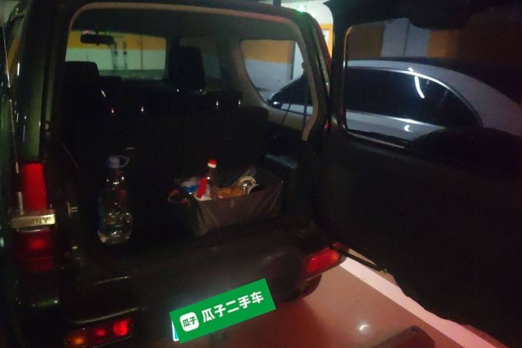 Used Suzuki Jimny 2015 1.3 AT JLX Trunk