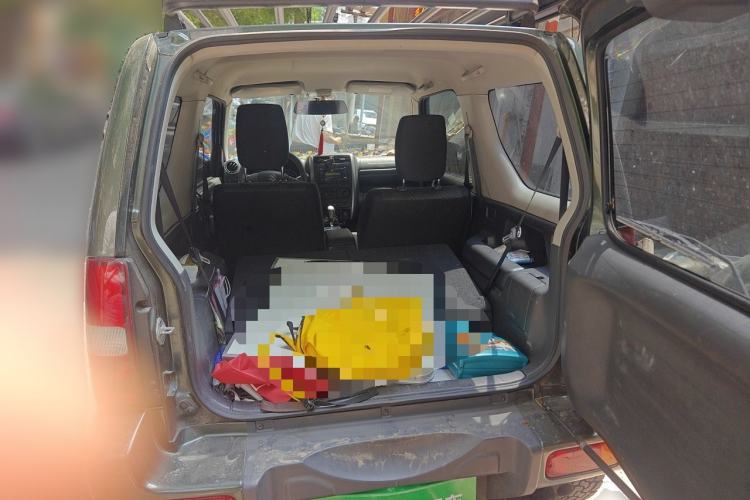 Used Suzuki Jimny 2015 1.3 AT JLX Trunk