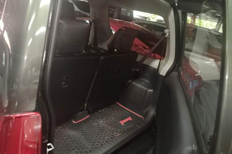 Used Suzuki Jimny 2015 1.3 AT JLX Trunk