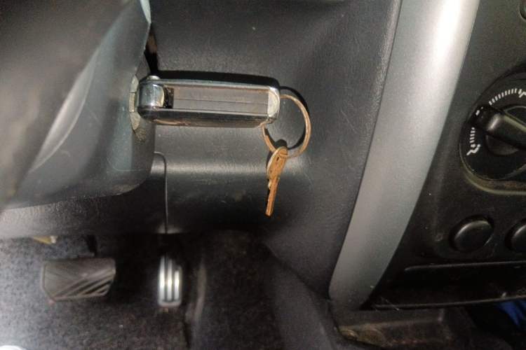 Used Suzuki Jimny 2015 1.3 AT JLX Vehicle Key