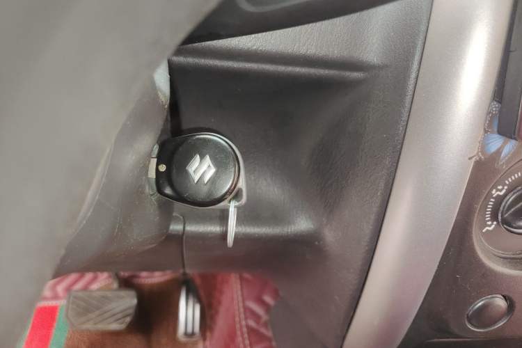 Used Suzuki Jimny 2015 1.3L AT JLX Navigation Edition Vehicle Key