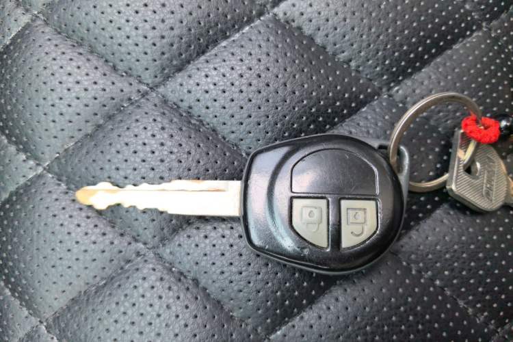Used Suzuki Jimny 2015 1.3 AT JLX Vehicle Key