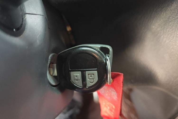 Used Suzuki Jimny 2015 1.3 AT JLX Vehicle Key