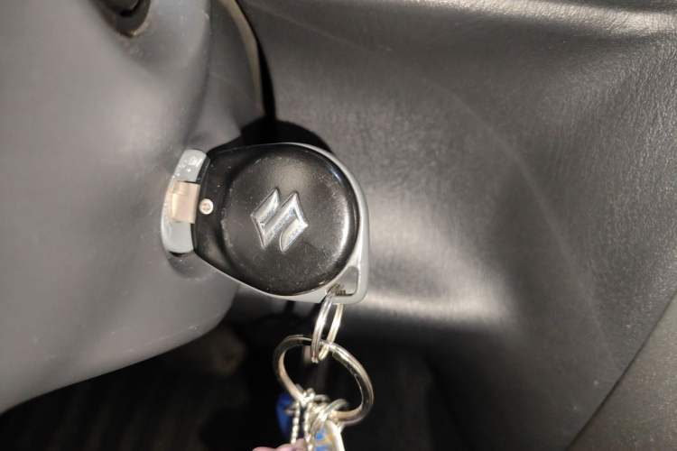 Used Suzuki Jimny 2015 1.3 AT JLX Vehicle Key