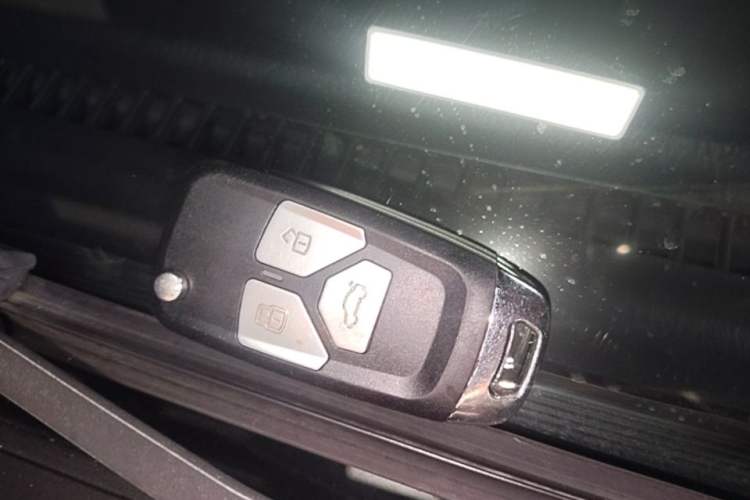 Used Suzuki Jimny 2015 1.3 AT JLX Vehicle Key
