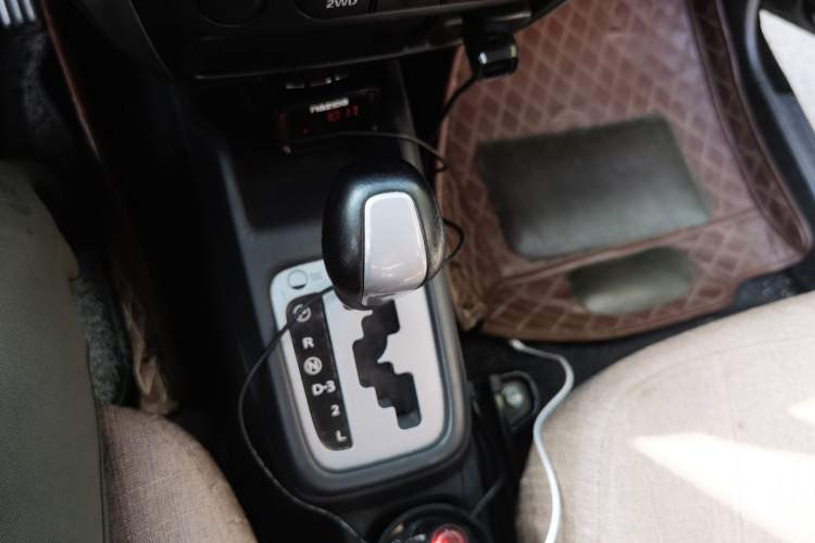 Used Suzuki Jimny 2015 1.3L AT JLX Navigation Edition Gear Lever