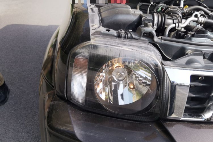 Used Suzuki Jimny 2015 1.3L AT JLX Navigation Edition Right Front Headlight