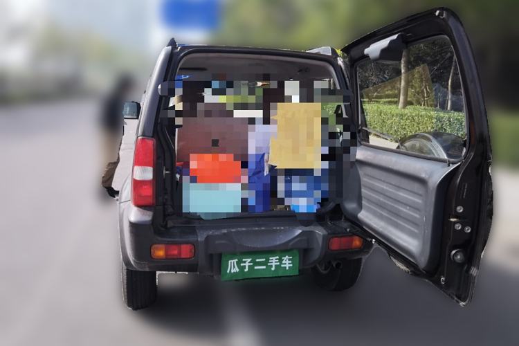 Used Suzuki Jimny 2015 1.3L AT JLX Navigation Edition Trunk