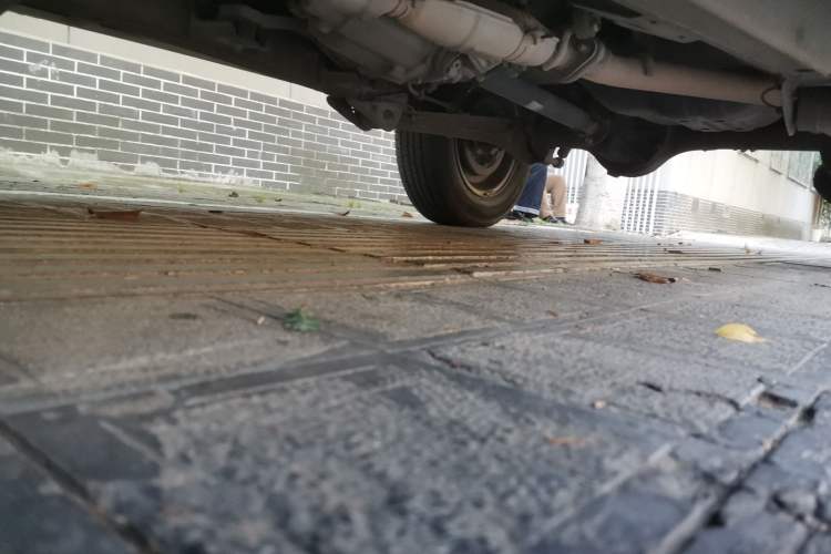 Used Suzuki Jimny 2015 1.3 AT JLX Chassis Front Left
