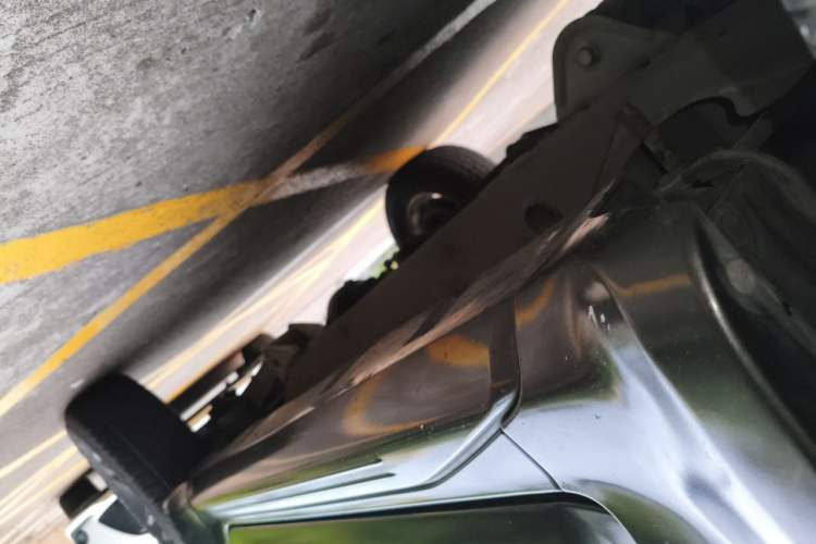Used Suzuki Jimny 2015 1.3 AT JLX Chassis Front Left