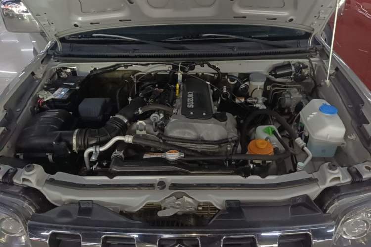 Used Suzuki Jimny 2015 1.3 AT Mode3 Navigation Edition Engine Bay