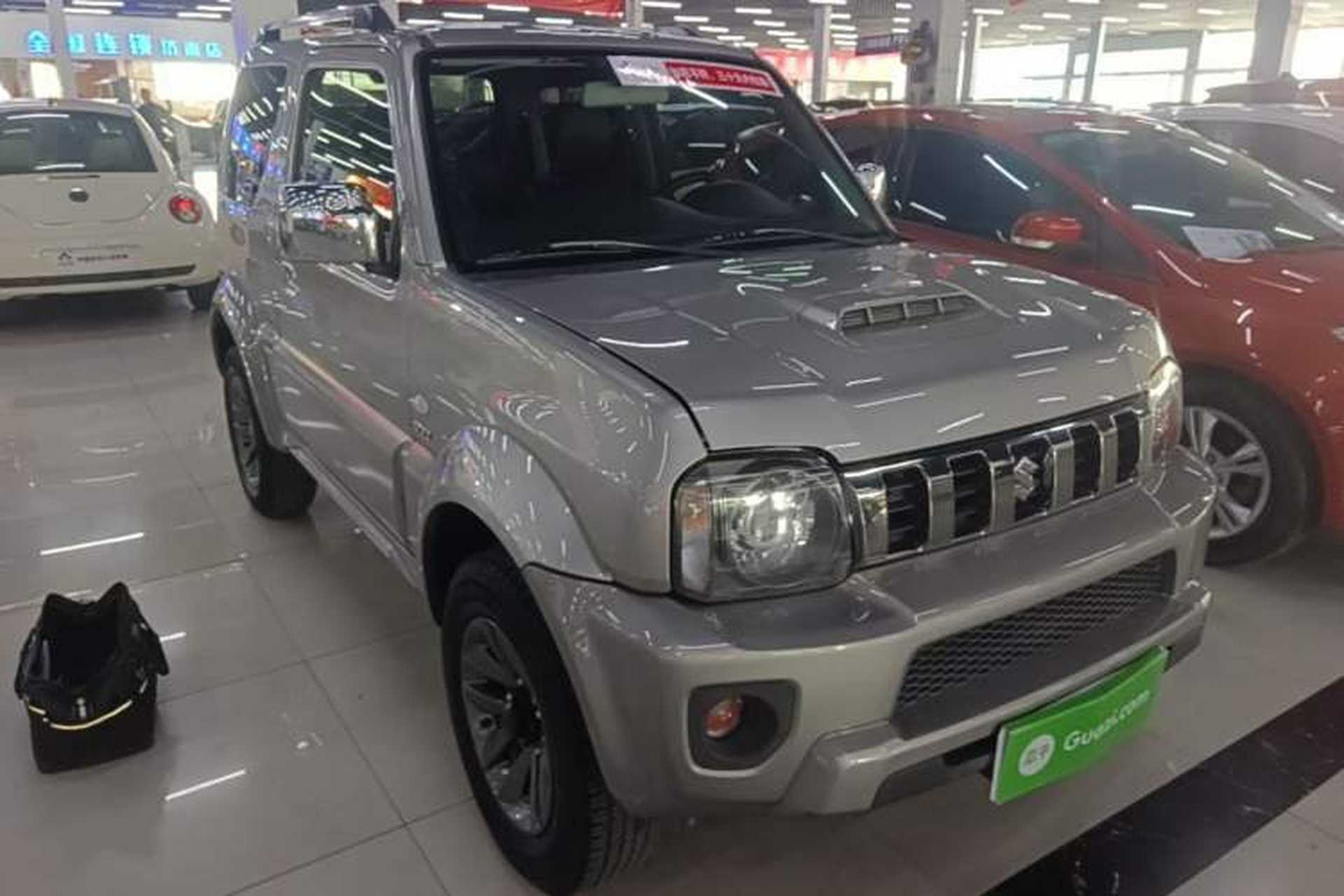 Used Suzuki Jimny 2015 1.3 AT Mode3 Navigation Edition Front Right 45 Deg