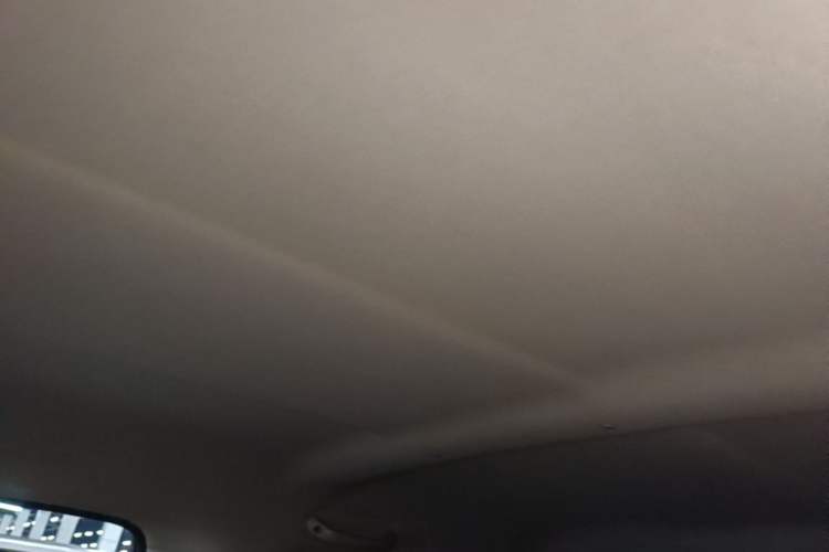 Used Suzuki Jimny 2015 1.3 AT Mode3 Navigation Edition Headliner