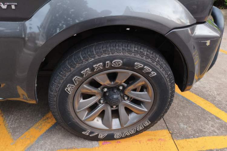 Used Suzuki Jimny 2015 1.3 AT JLX Right Front Wheel Hub