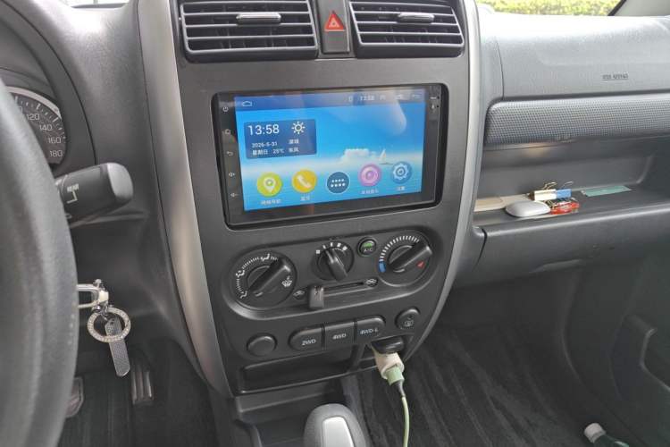 Used Suzuki Jimny 2015 1.3 AT JLX Audio And AC Panel