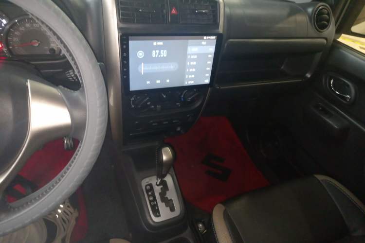 Used Suzuki Jimny 2015 1.3 AT Mode3 Navigation Edition Audio And AC Panel