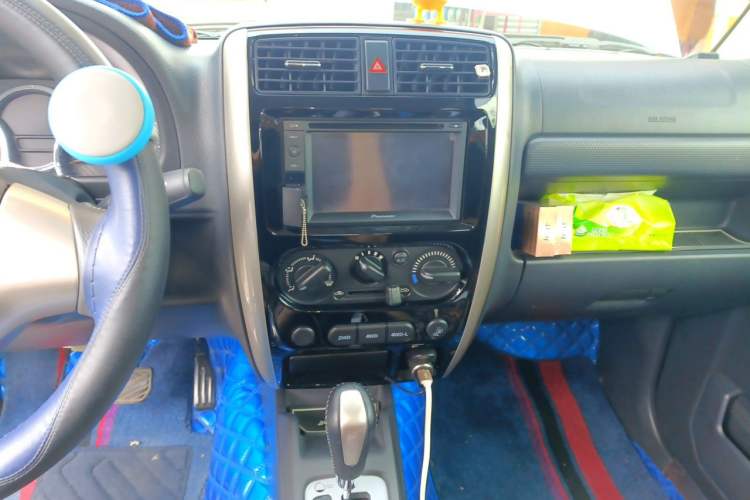 Used Suzuki Jimny 2015 1.3 AT Mode3 Navigation Edition Audio And AC Panel