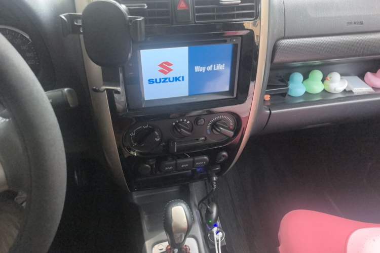 Used Suzuki Jimny 2015 1.3 AT Mode3 Navigation Edition Audio And AC Panel