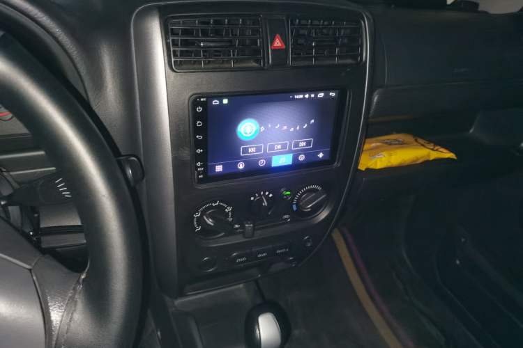 Used Suzuki Jimny 2015 1.3 AT JLX Audio And AC Panel