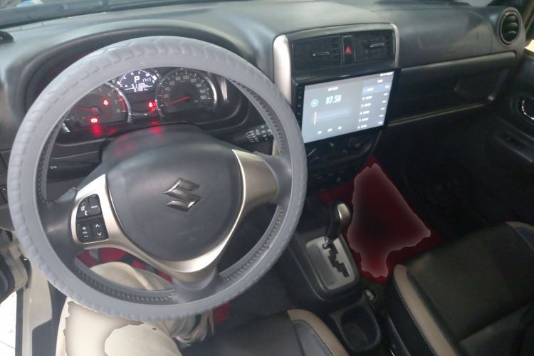 Used Suzuki Jimny 2015 1.3 AT Mode3 Navigation Edition Center Console
