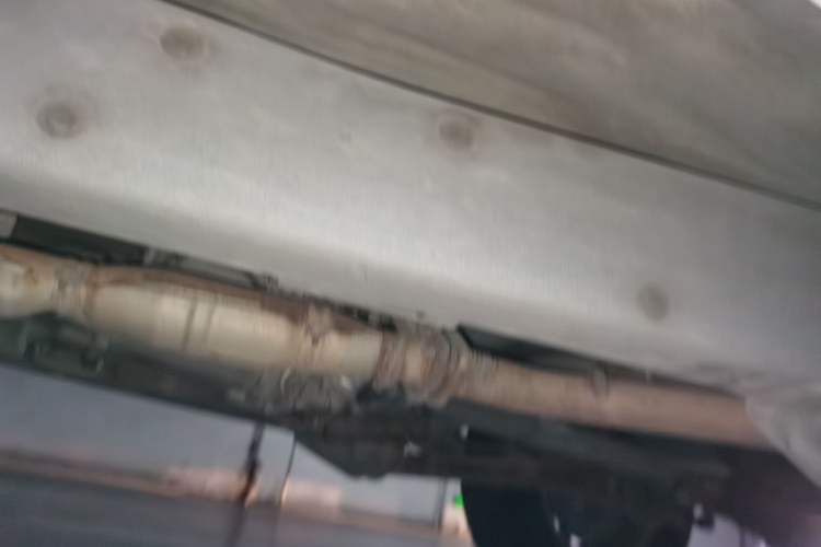 Used Suzuki Jimny 2015 1.3 AT JLX Chassis Front Left