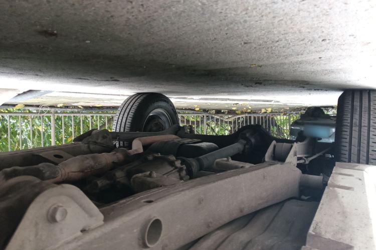 Used Suzuki Jimny 2015 1.3 AT JLX Chassis Front Right