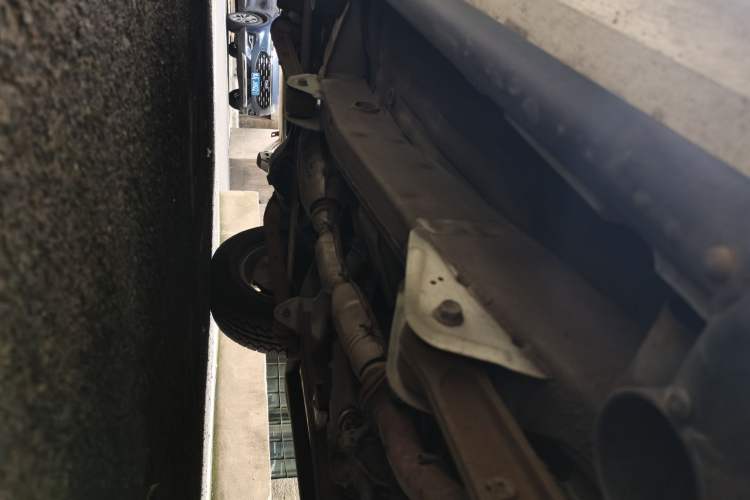 Used Suzuki Jimny 2015 1.3 AT JLX Chassis Rear Left