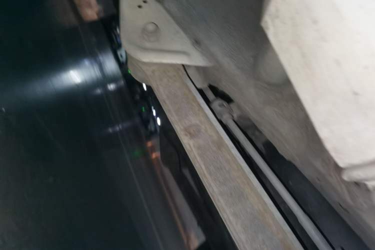 Used Suzuki Jimny 2015 1.3 AT JLX Chassis Rear Left