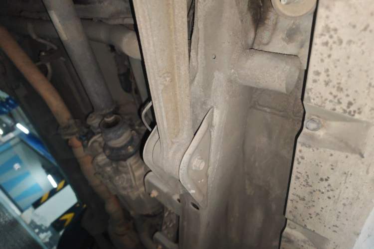 Used Suzuki Jimny 2015 1.3 AT JLX Chassis Rear Right