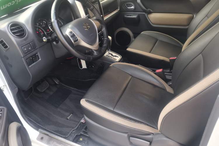 Used Suzuki Jimny 2015 1.3 AT Mode3 Navigation Edition Driver Seat