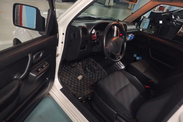 Used Suzuki Jimny 2015 1.3 AT JLX Driver Seat