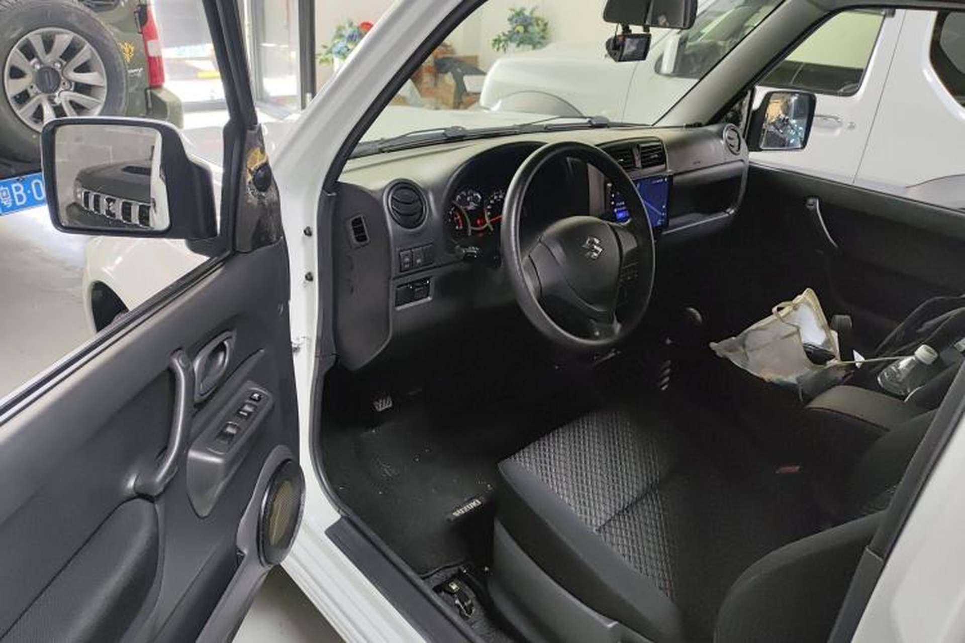 Used Suzuki Jimny 2015 1.3 MT JLX Driver Seat