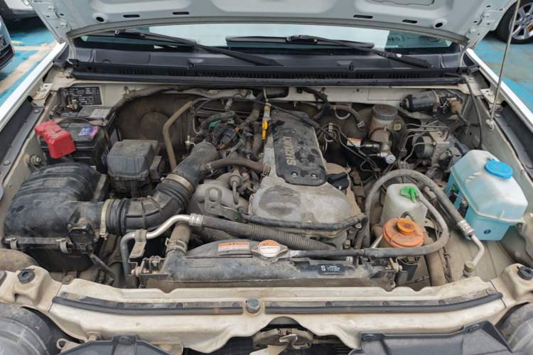 Used Suzuki Jimny 2015 1.3 AT JLX Engine Bay