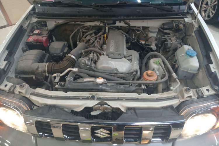 Used Suzuki Jimny 2015 1.3 AT Mode3 Navigation Edition Engine Bay