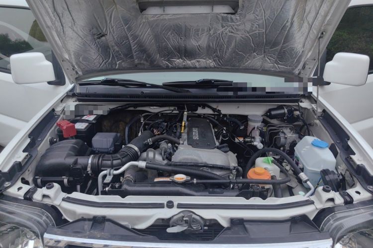 Used Suzuki Jimny 2015 1.3 AT JLX Engine Bay