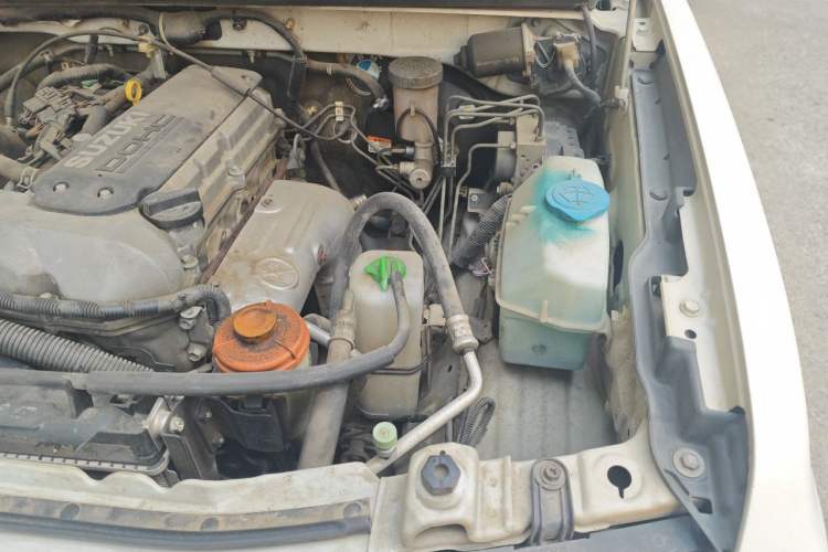 Used Suzuki Jimny 2015 1.3 AT JLX Engine Bay Left