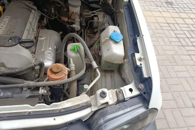Used Suzuki Jimny 2015 1.3 AT Mode3 Navigation Edition Engine Bay Left