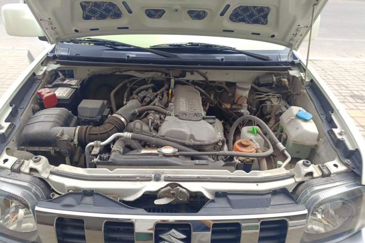 Used Suzuki Jimny 2015 1.3 AT Mode3 Navigation Edition Engine Bay