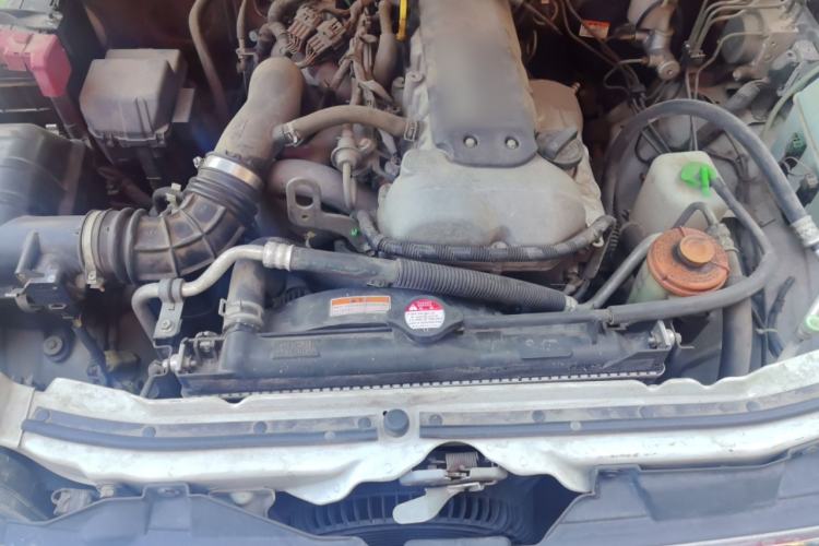 Used Suzuki Jimny 2015 1.3 AT JLX Engine Bay