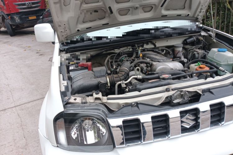 Used Suzuki Jimny 2015 1.3 AT JLX Engine Bay Right