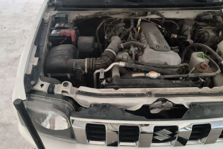 Used Suzuki Jimny 2015 1.3 AT JLX Engine Bay Right