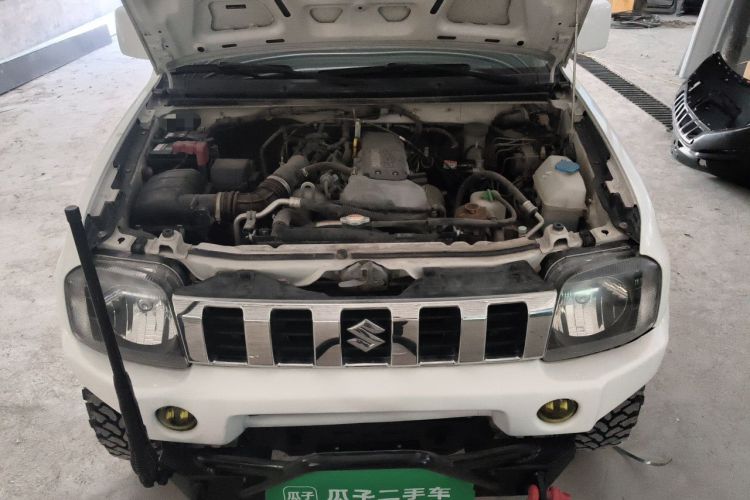 Used Suzuki Jimny 2015 1.3 AT JLX Engine Bay