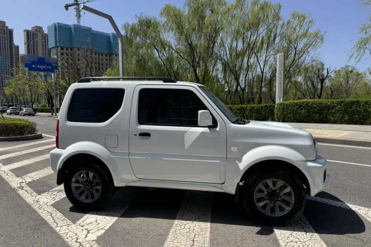 Used Suzuki Jimny 2015 1.3 AT JLX Exterior 3