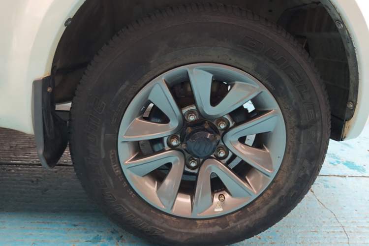 Used Suzuki Jimny 2015 1.3 AT JLX Exterior 4