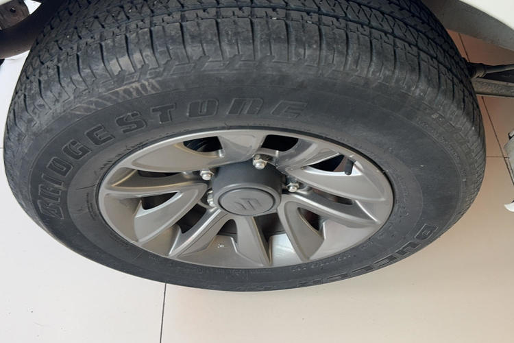 Used Suzuki Jimny 2015 1.3 AT JLX Exterior 5