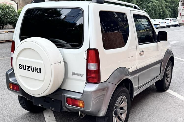 Used Suzuki Jimny 2015 1.3 AT Mode3 Navigation Edition Exterior 6
